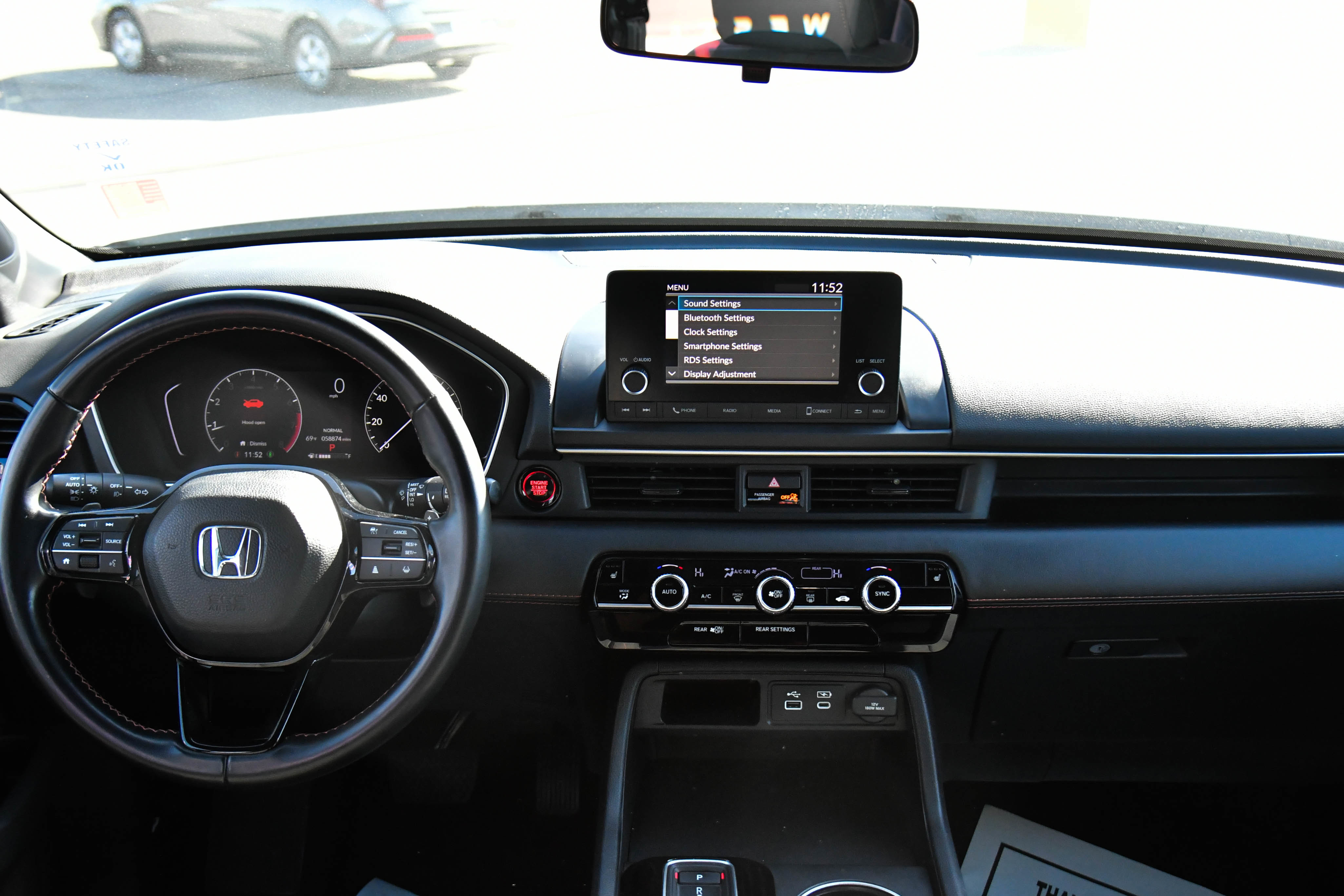 Used 2024 Honda Pilot Sport image 36