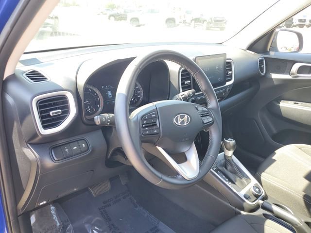 Used 2022 Hyundai Venue SEL FWD image 8