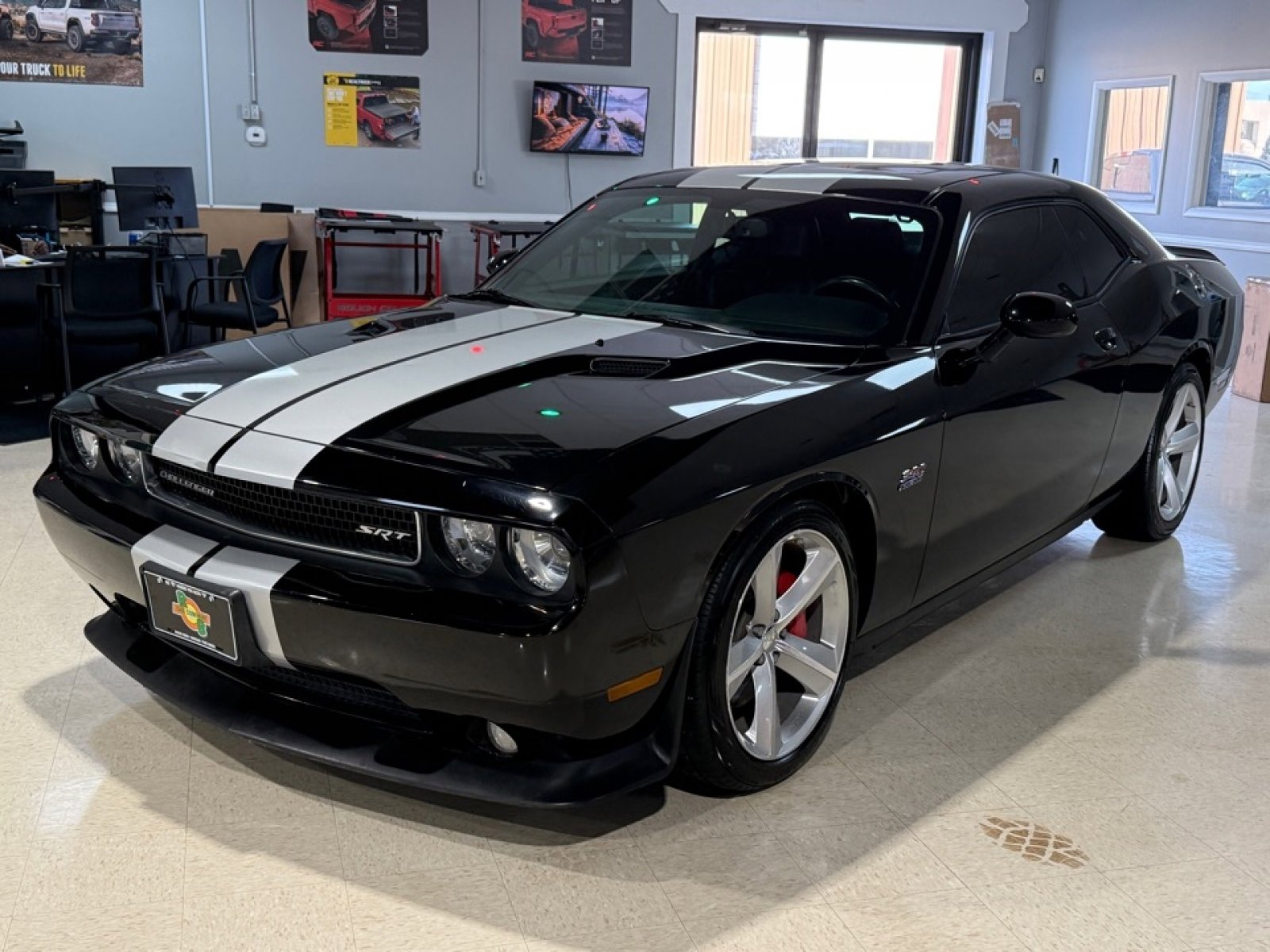 Used 2012 Dodge Challenger SRT8 w/ Premium Sound Group image 4