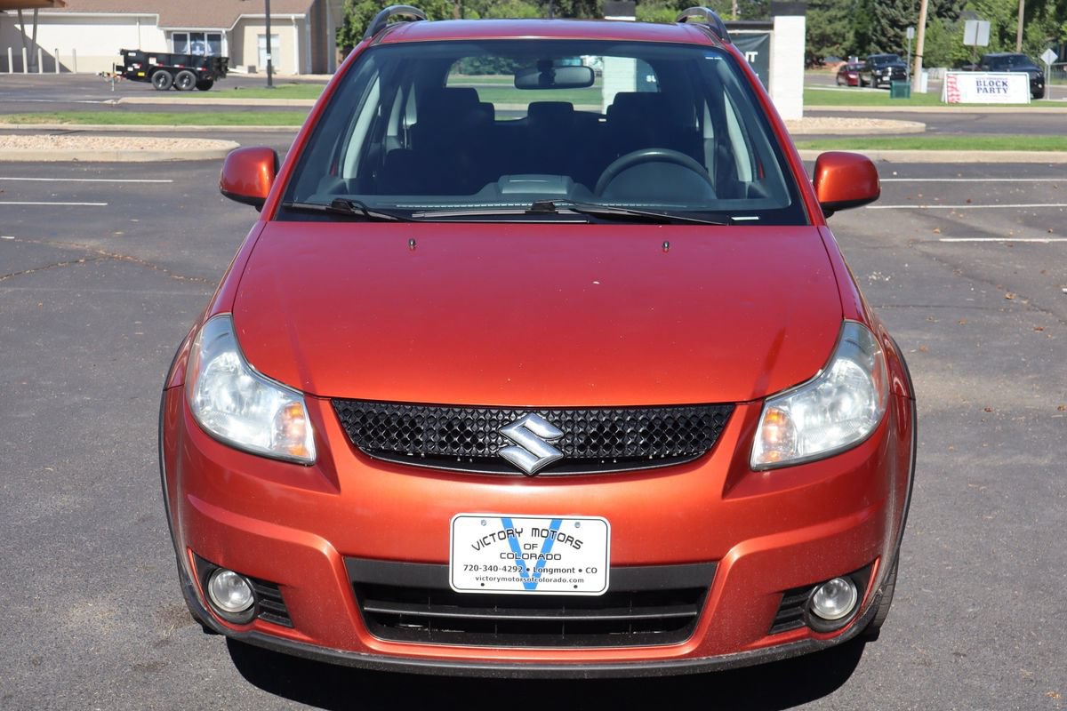 Used 2010 Suzuki SX4 Touring AWD/4WD image 12