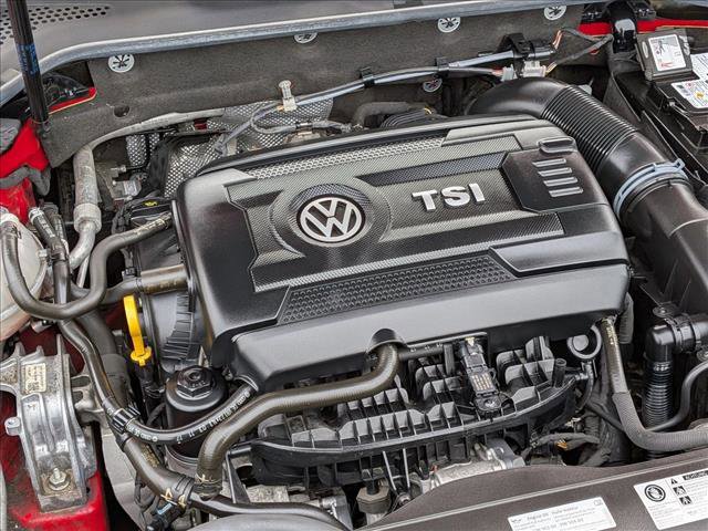 Used 2018 Volkswagen GTI SE image 22
