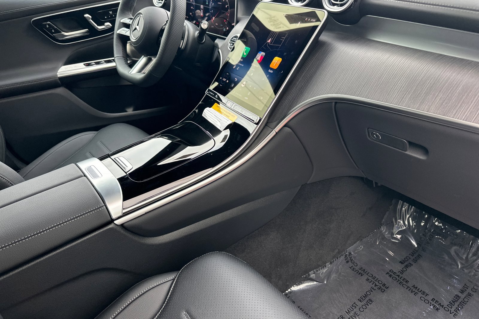 New 2026 Mercedes-Benz GLC 300 4MATIC image 16