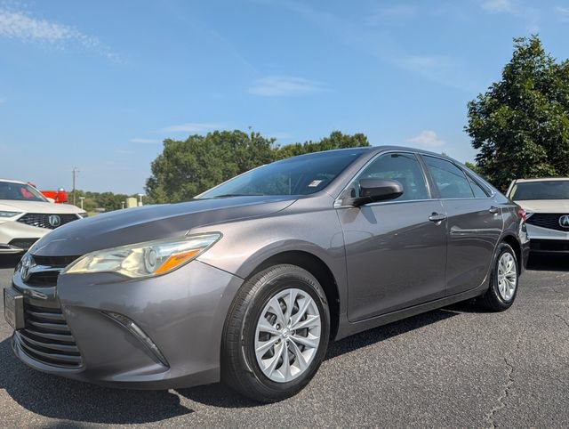 Used 2017 Toyota Camry LE FWD image 21