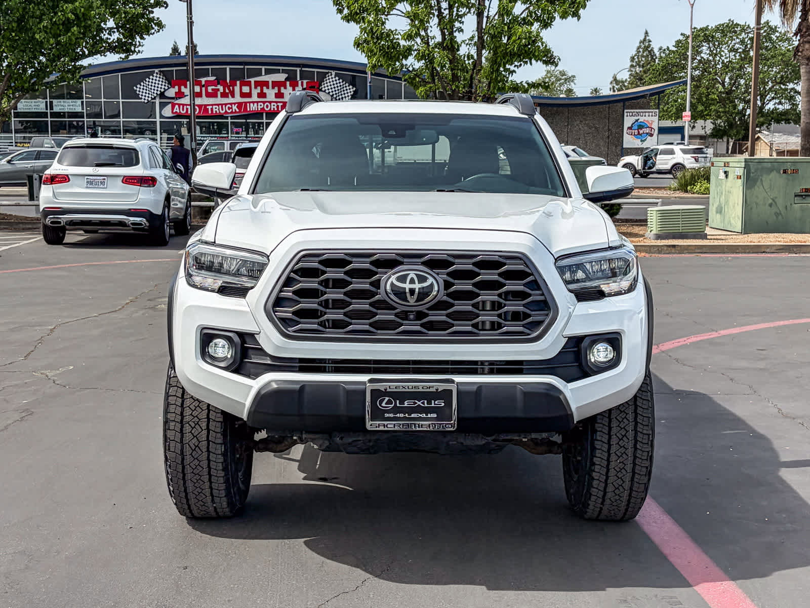 Used 2021 Toyota Tacoma TRD Off-Road w/ TRD Premium Off Road Package AWD/4WD image 6