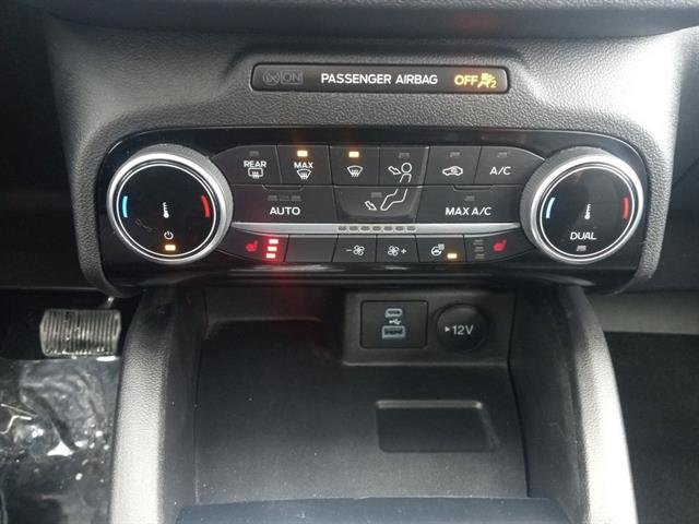 Used 2022 Ford Escape Titanium image 96