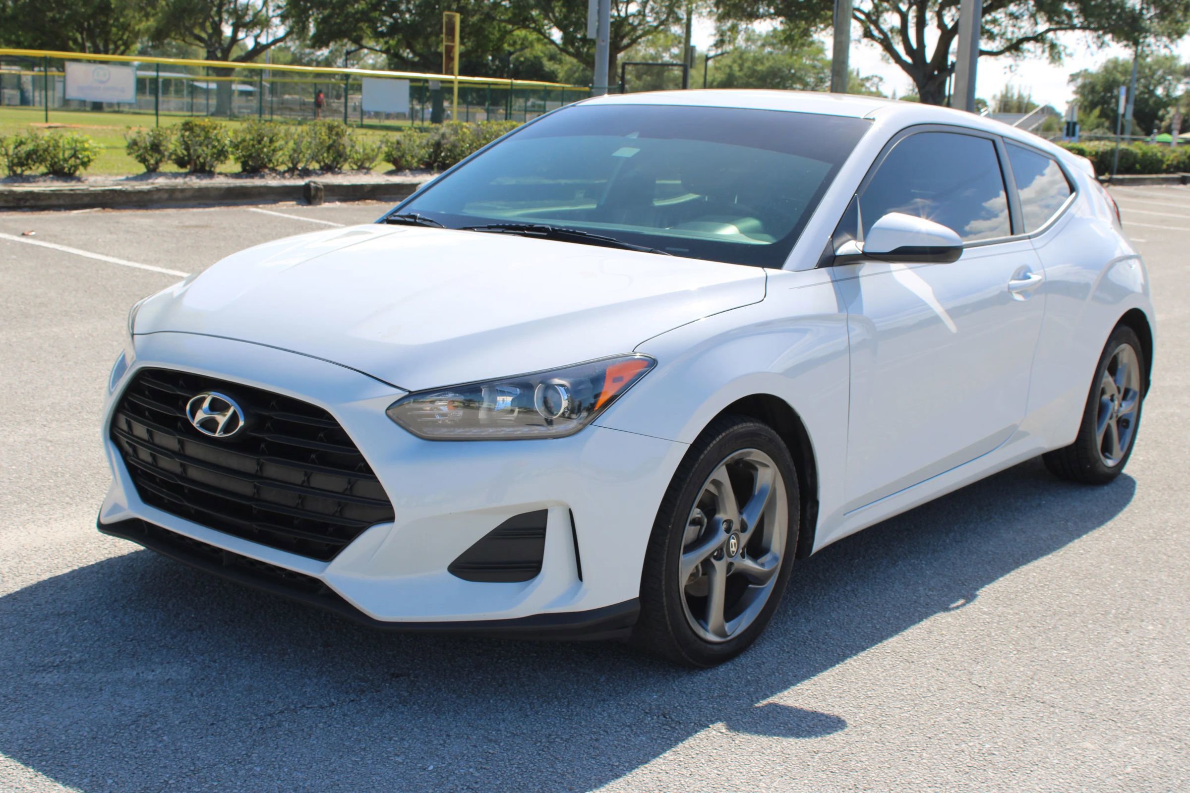 Used 2019 Hyundai Veloster 2.0 image 2