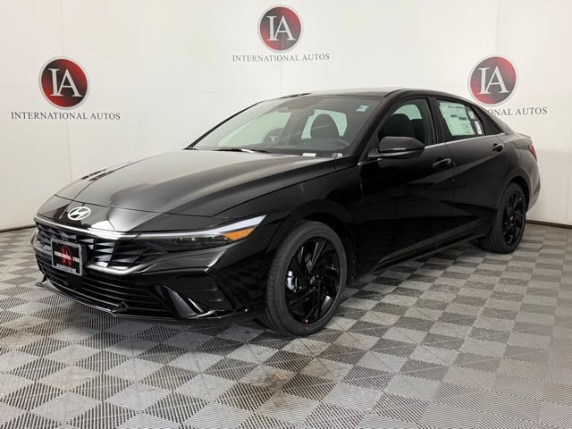 New 2026 Hyundai Elantra SEL Sport Premium FWD image 2