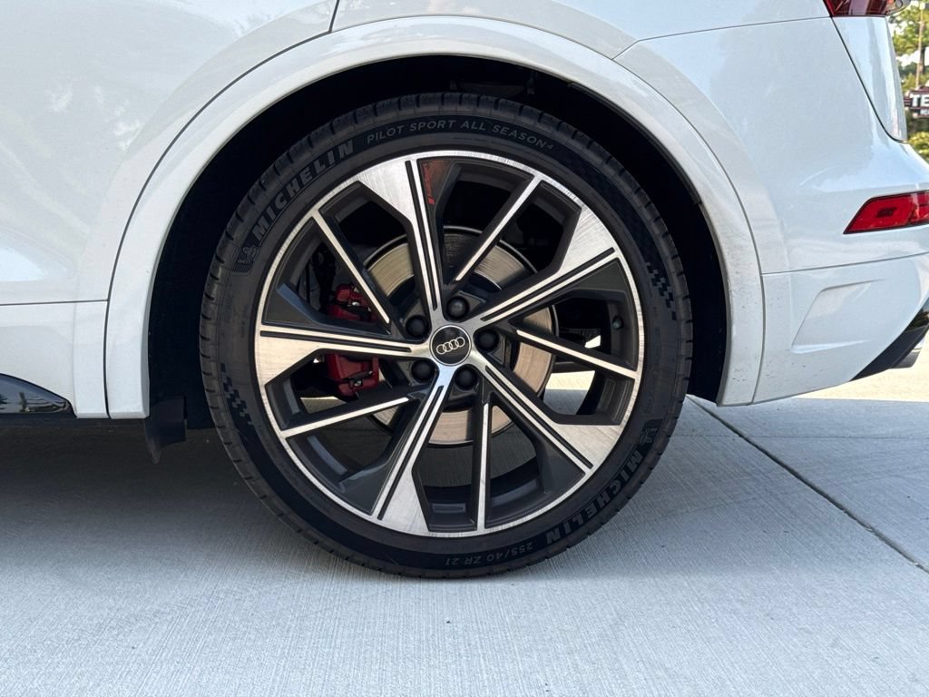 Used 2024 Audi SQ5 Premium Plus w/ Premium Plus Package AWD/4WD image 9