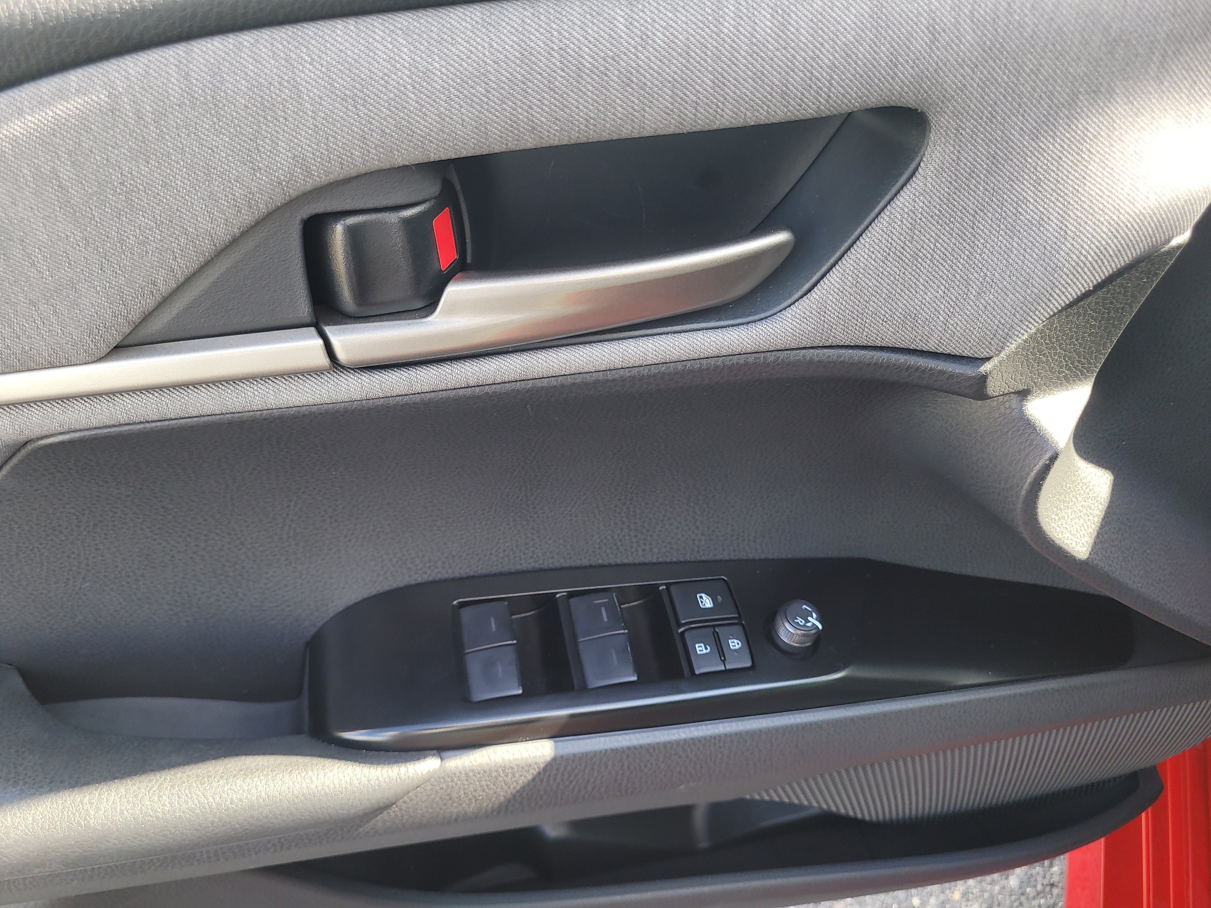 Used 2026 Toyota Camry LE FWD image 17