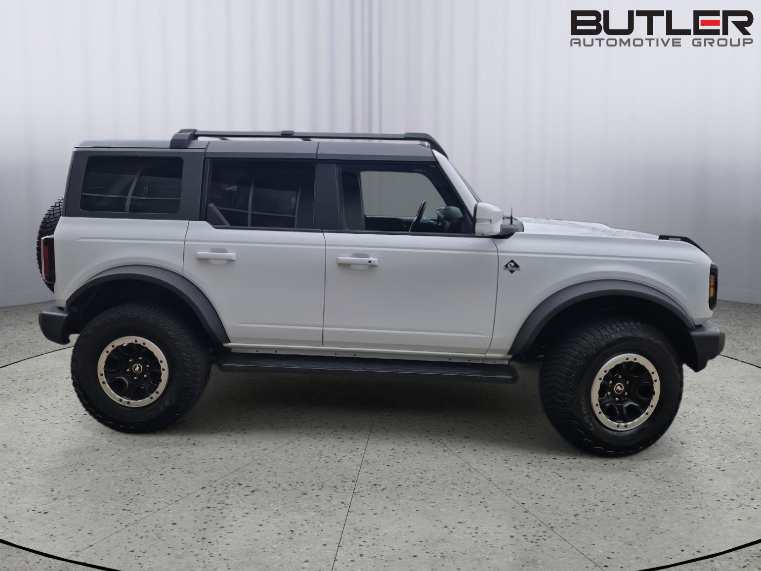 Used 2023 Ford Bronco Outer Banks w/ Sasquatch Package image 4