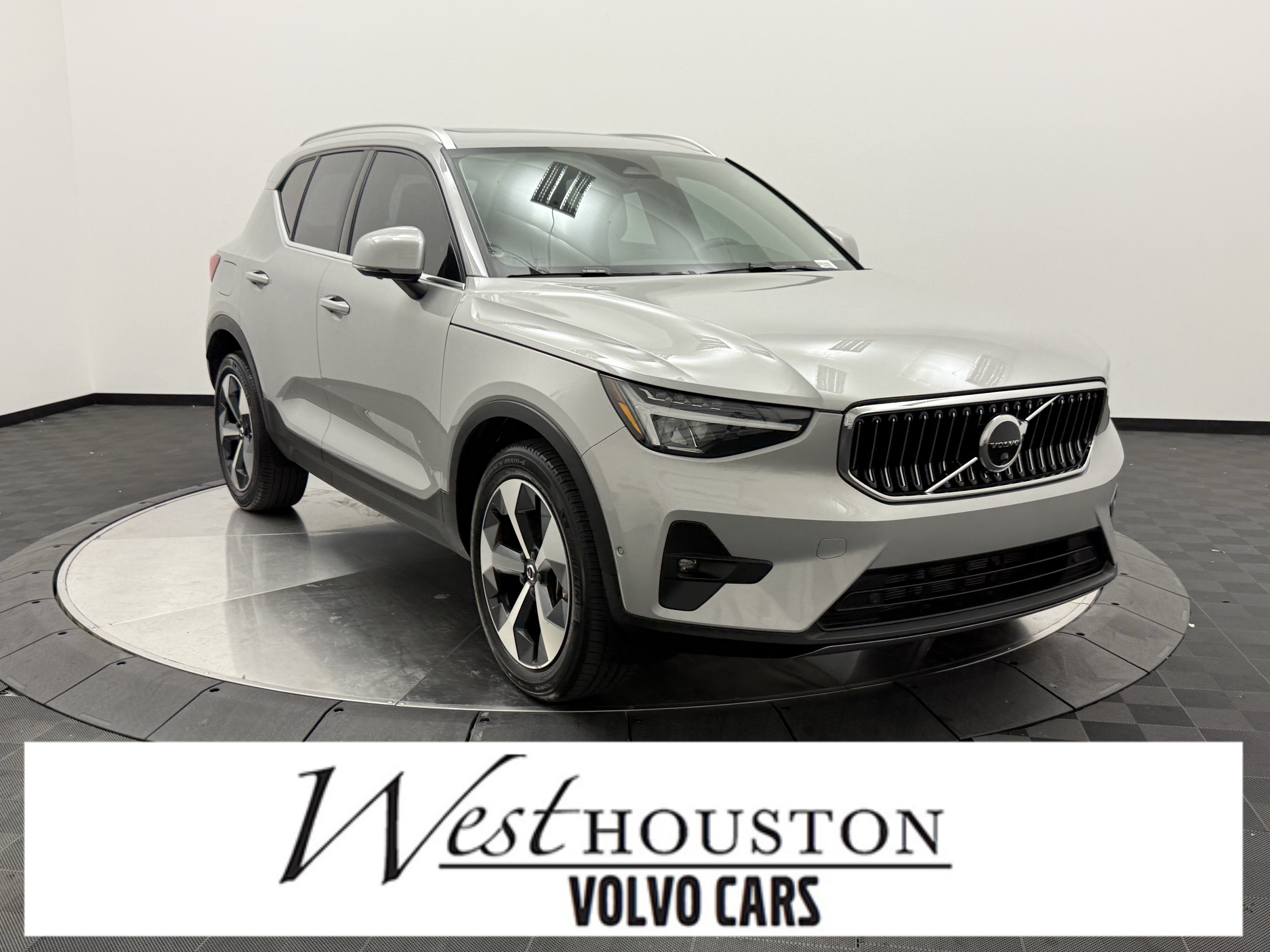 Certified 2023 Volvo XC40 B5 Plus w/ Driver Assist Package