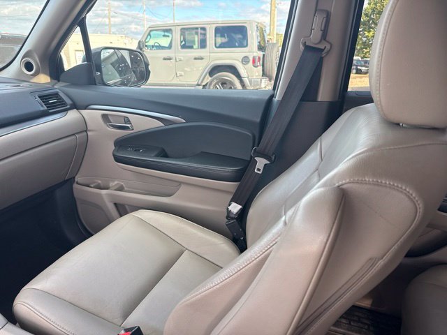 Used 2016 Honda Pilot EX-L image 18