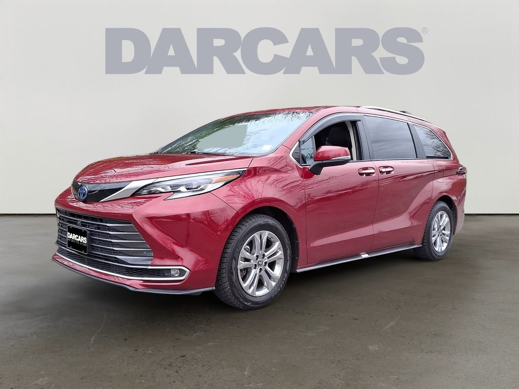 Used 2022 Toyota Sienna Platinum image 3