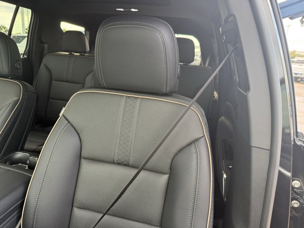 New 2026 Chevrolet Traverse High Country image 27
