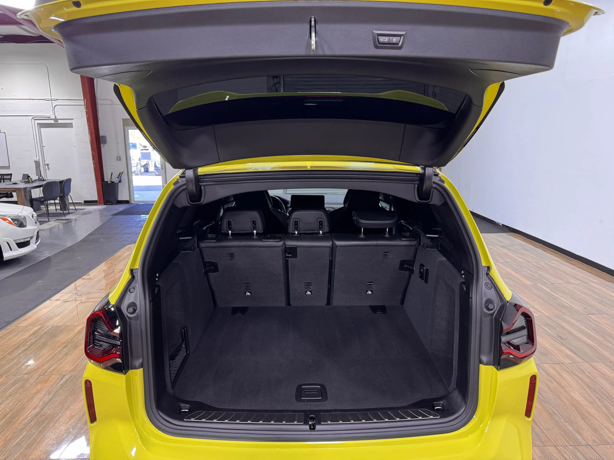 Used 2023 BMW X3 M M Competition w/ Competition Package image 8