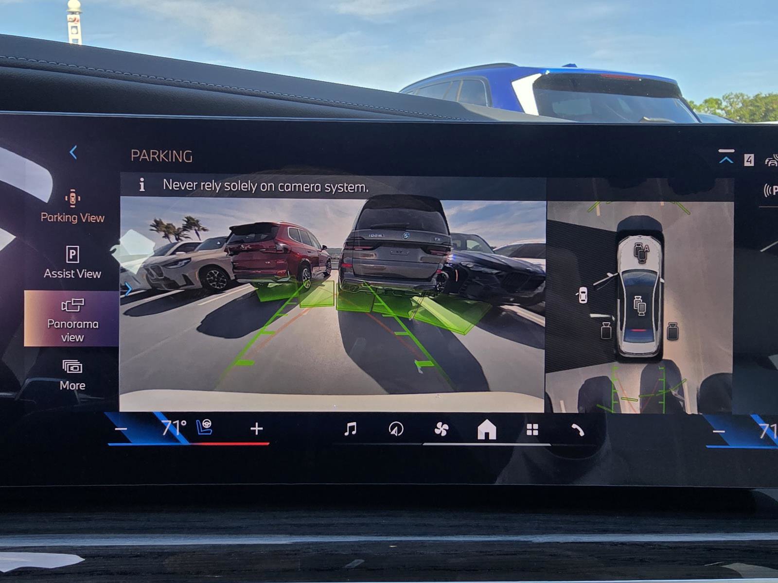 New 2026 BMW 750e xDrive image 23