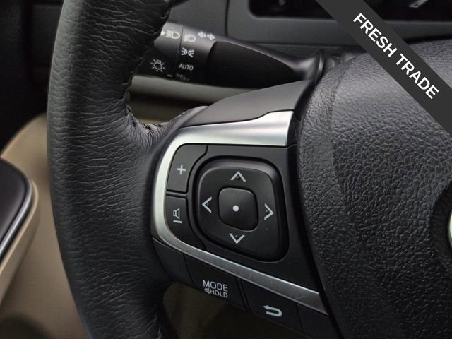 Used 2017 Toyota Camry XLE w/ Moonroof Package FWD image 27