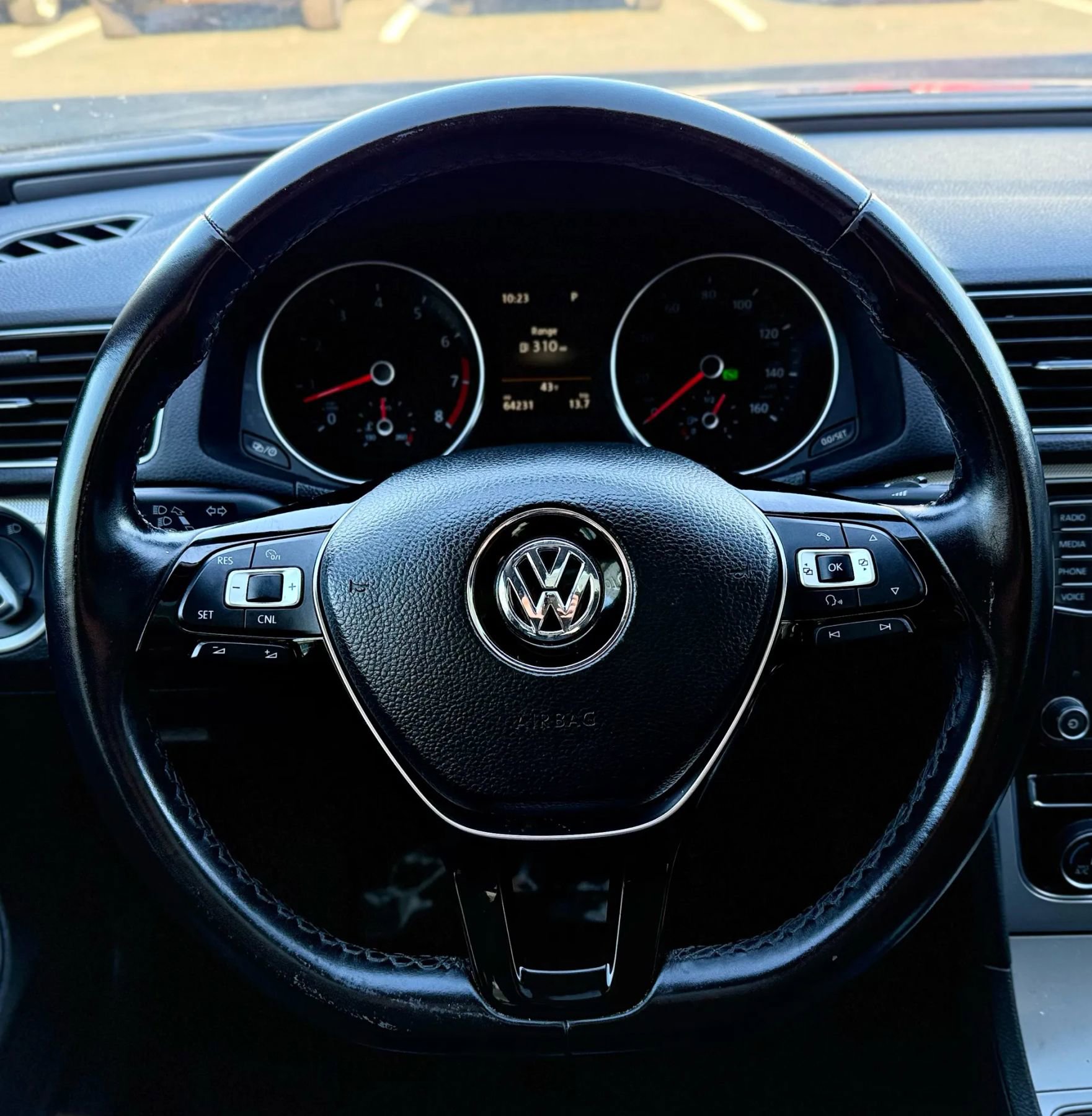 Used 2019 Volkswagen Passat 2.0T Wolfsburg w/ Wheels & Sunroof Package image 13