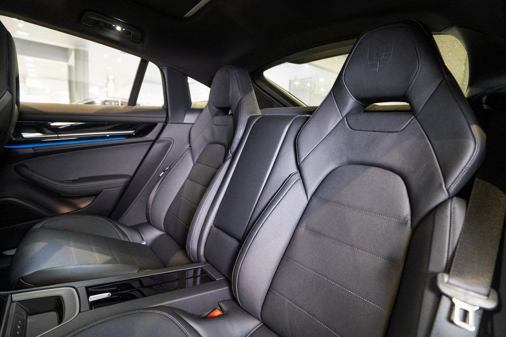 New 2026 Porsche Panamera 4 AWD/4WD image 34