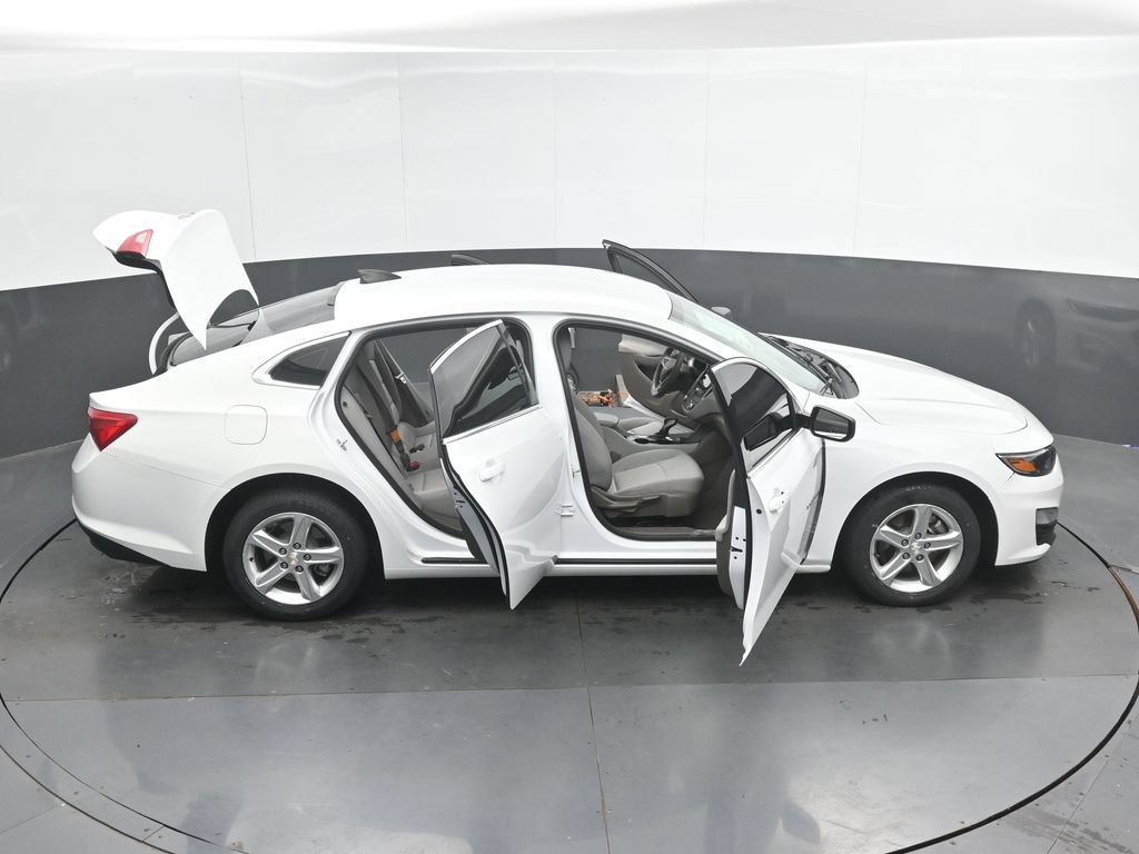 Used 2023 Chevrolet Malibu LS FWD image 47