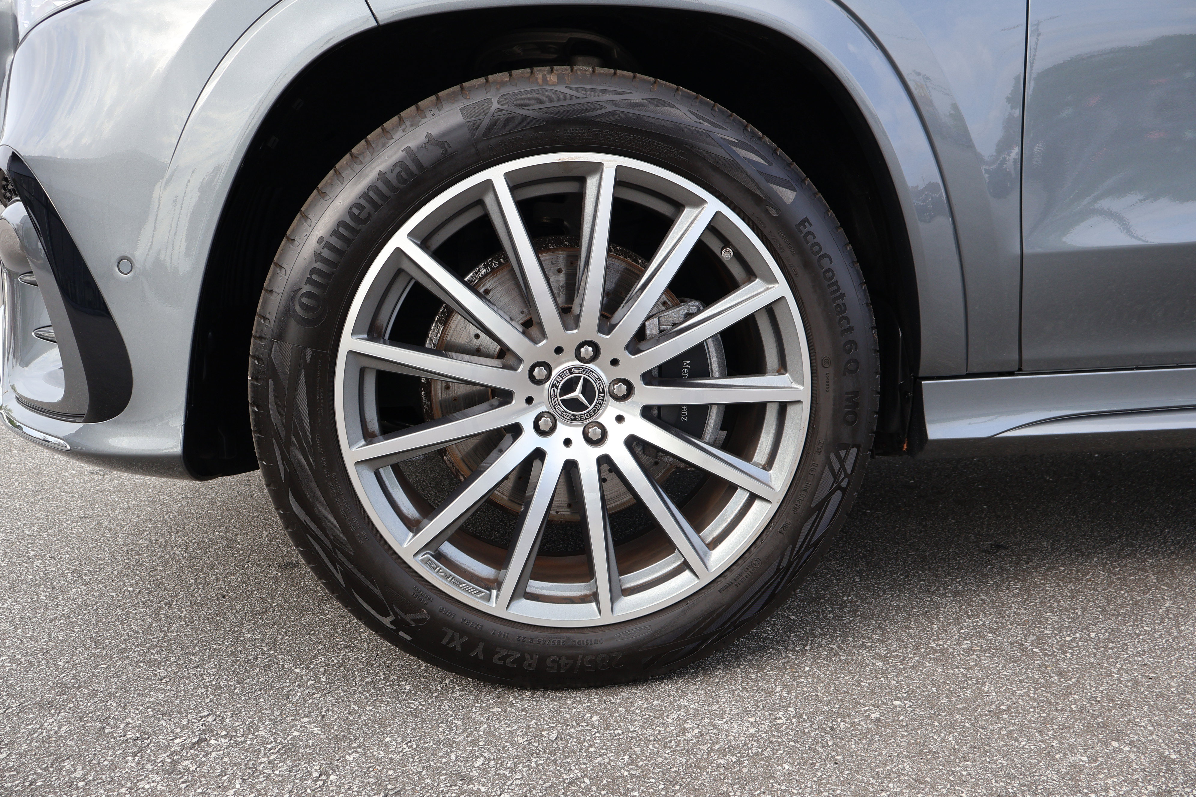 Used 2025 Mercedes-Benz GLS 450 4MATIC image 9