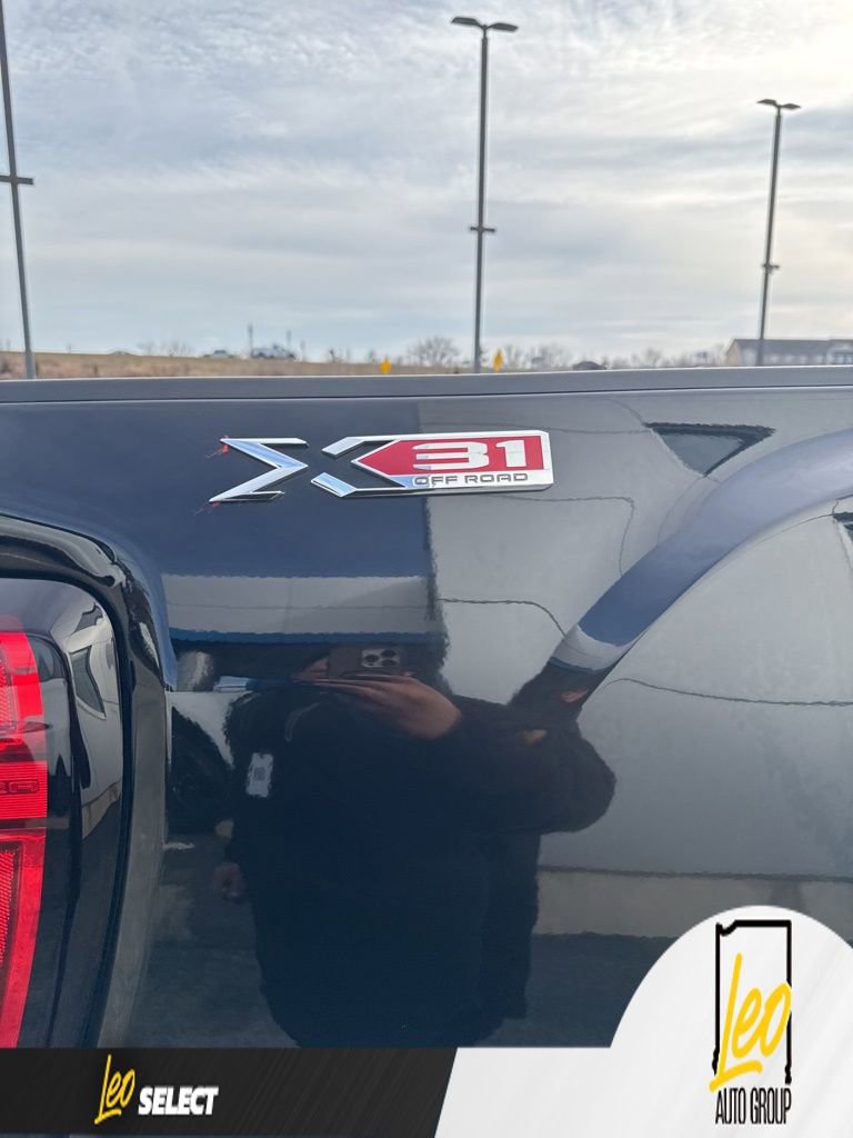 Used 2021 GMC Sierra 2500 SLE w/ SLE Value Package; image 7