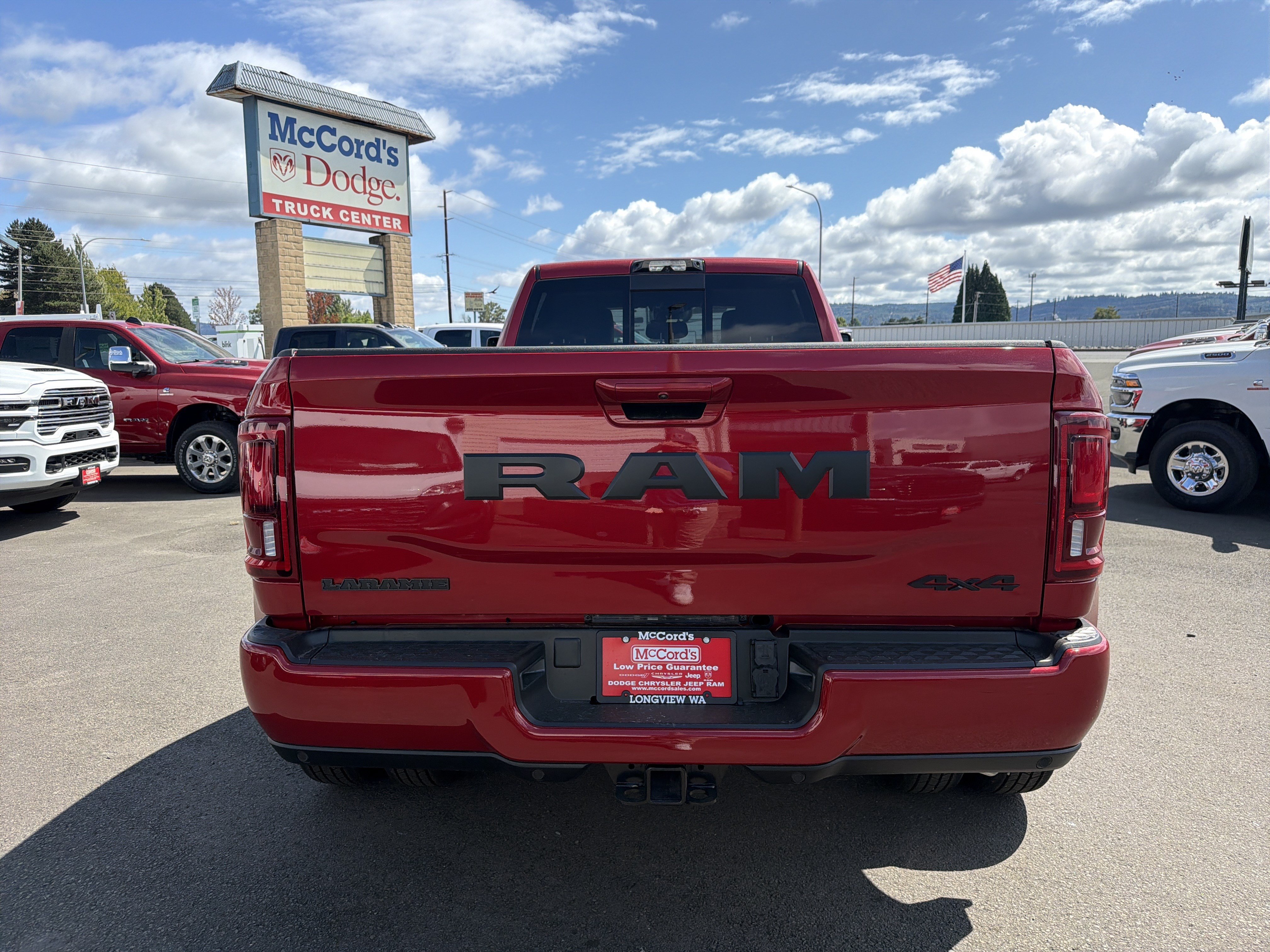 New 2026 RAM 3500 Laramie AWD/4WD image 4
