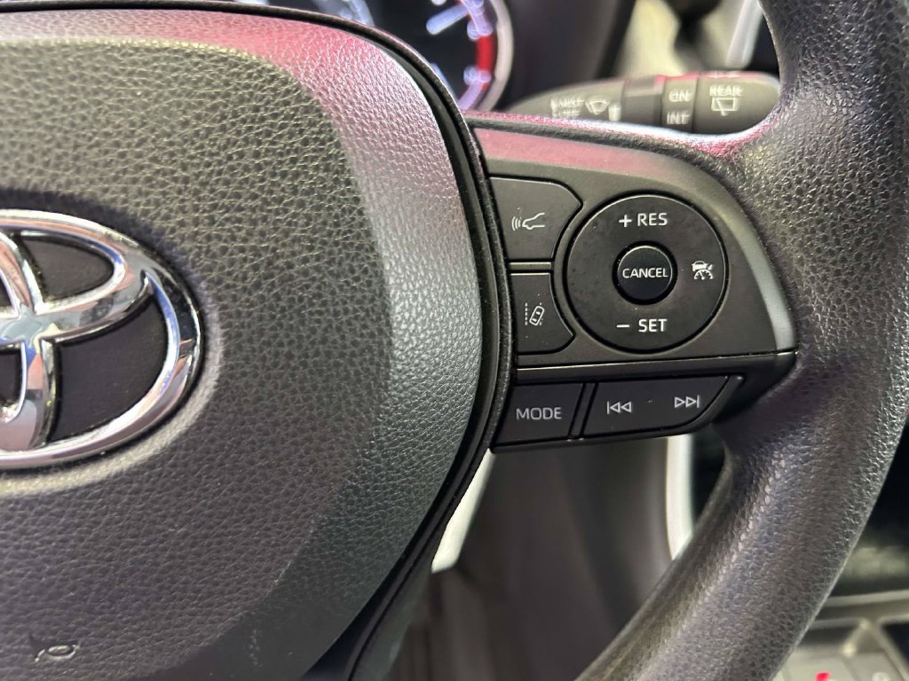 Certified 2024 Toyota RAV4 XLE FWD image 20