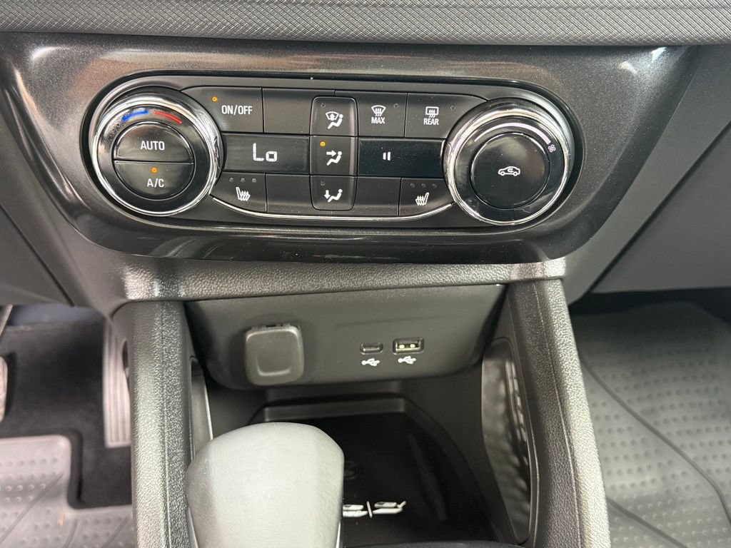 Used 2026 Chevrolet TrailBlazer LT w/ Convenience Package AWD/4WD image 19