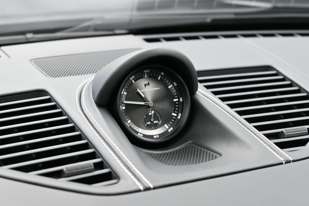 New 2026 Porsche 911 Carrera 4 GTS AWD/4WD image 19