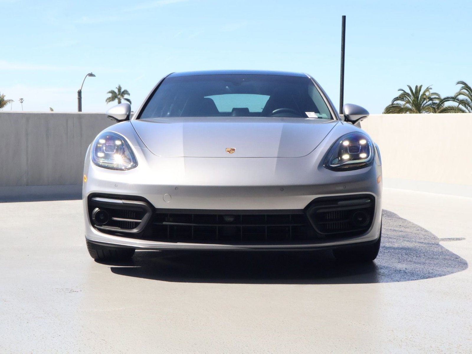 Certified 2023 Porsche Panamera 4 image 6