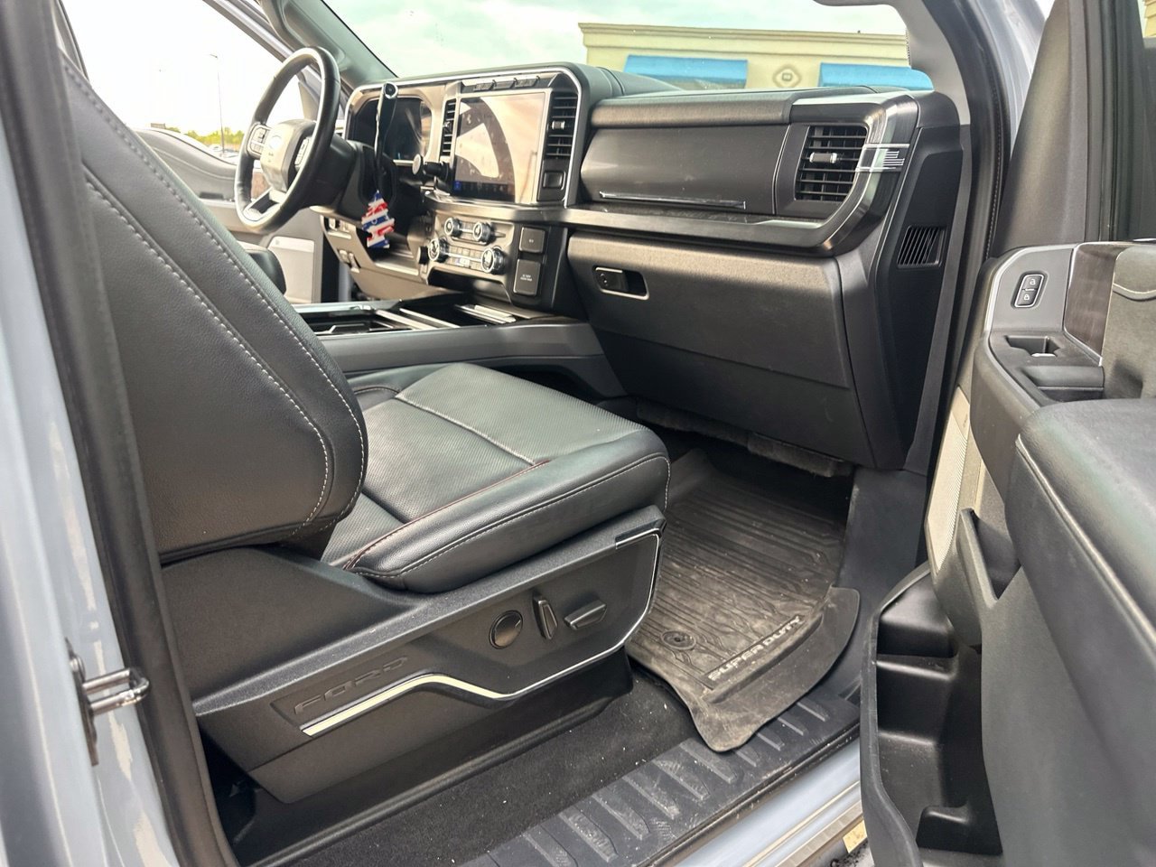 Used 2024 Ford F250 Lariat w/ Sport Appearance Package AWD/4WD image 21
