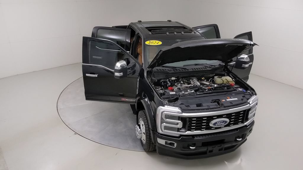 Certified 2024 Ford F450 Platinum w/ FX4 Off-Road Package AWD/4WD image 49