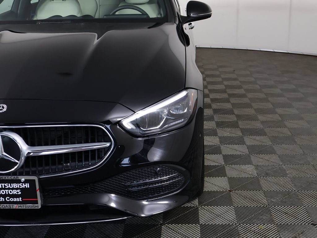 Used 2023 Mercedes-Benz C 300 4MATIC Sedan w/ Exclusive Trim Package image 15