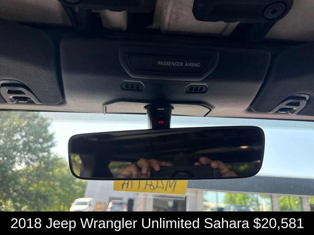 Used 2018 Jeep Wrangler Unlimited Sahara AWD/4WD image 32