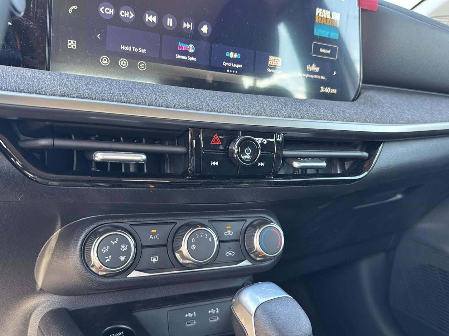New 2026 Nissan Kicks S image 19