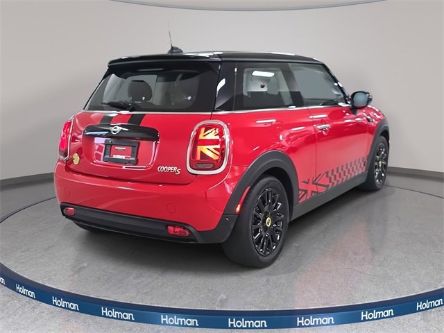 Used 2023 MINI Cooper SE image 6