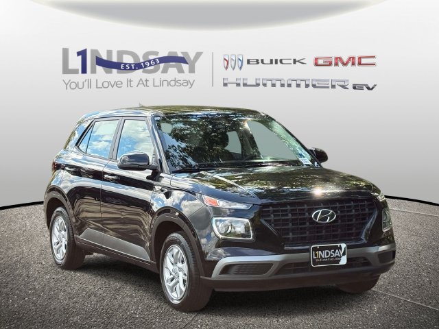 Used 2023 Hyundai Venue SE w/ Cargo Package FWD image 1