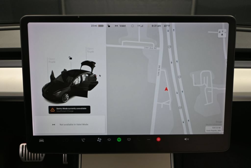 Used 2018 Tesla Model 3 Long Range AWD/4WD image 30