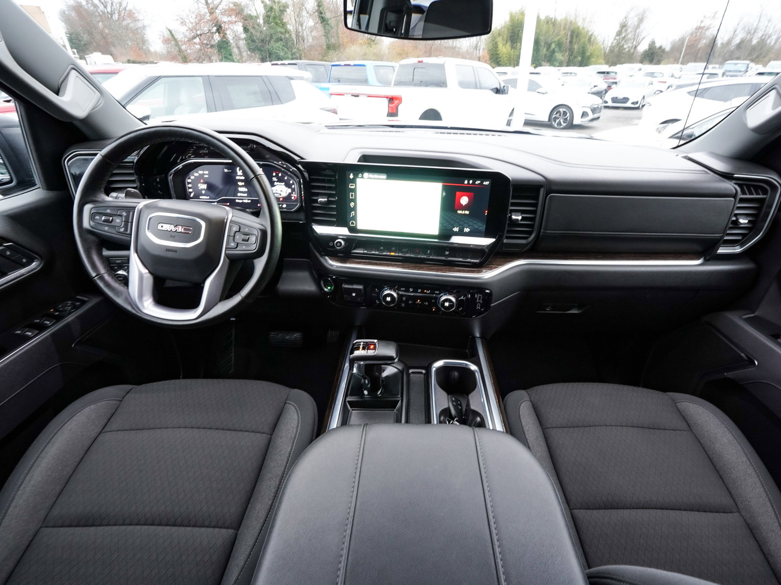 Used 2025 GMC Sierra 1500 Elevation image 33