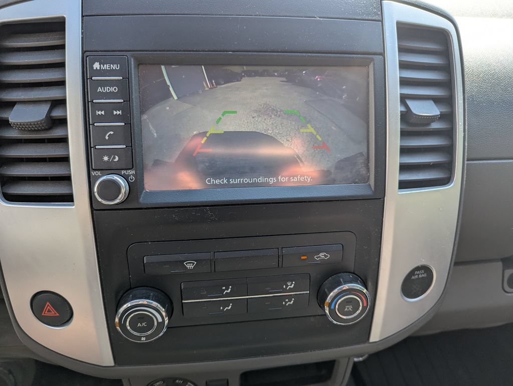 Used 2019 Nissan Frontier SV AWD/4WD image 12
