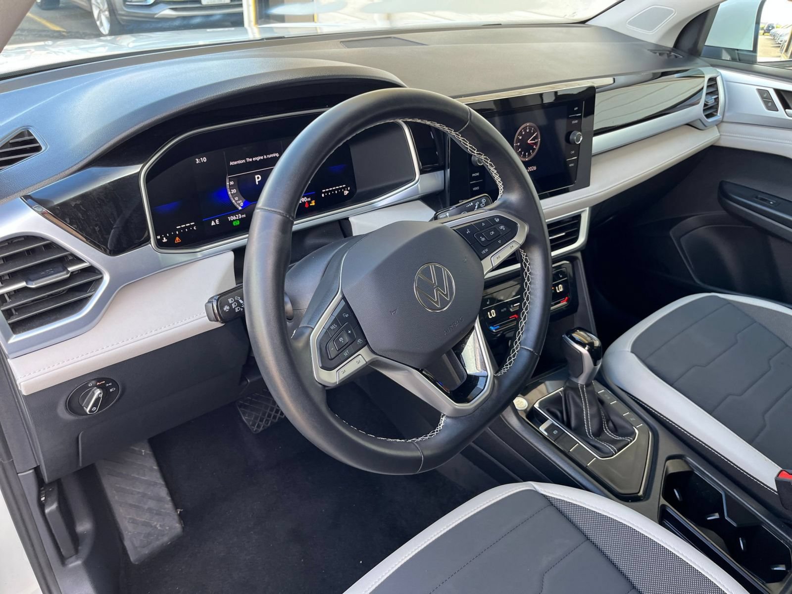 Used 2026 Volkswagen Taos SE FWD image 34