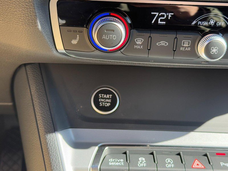 New 2025 Audi Q3 2.0T Premium image 15