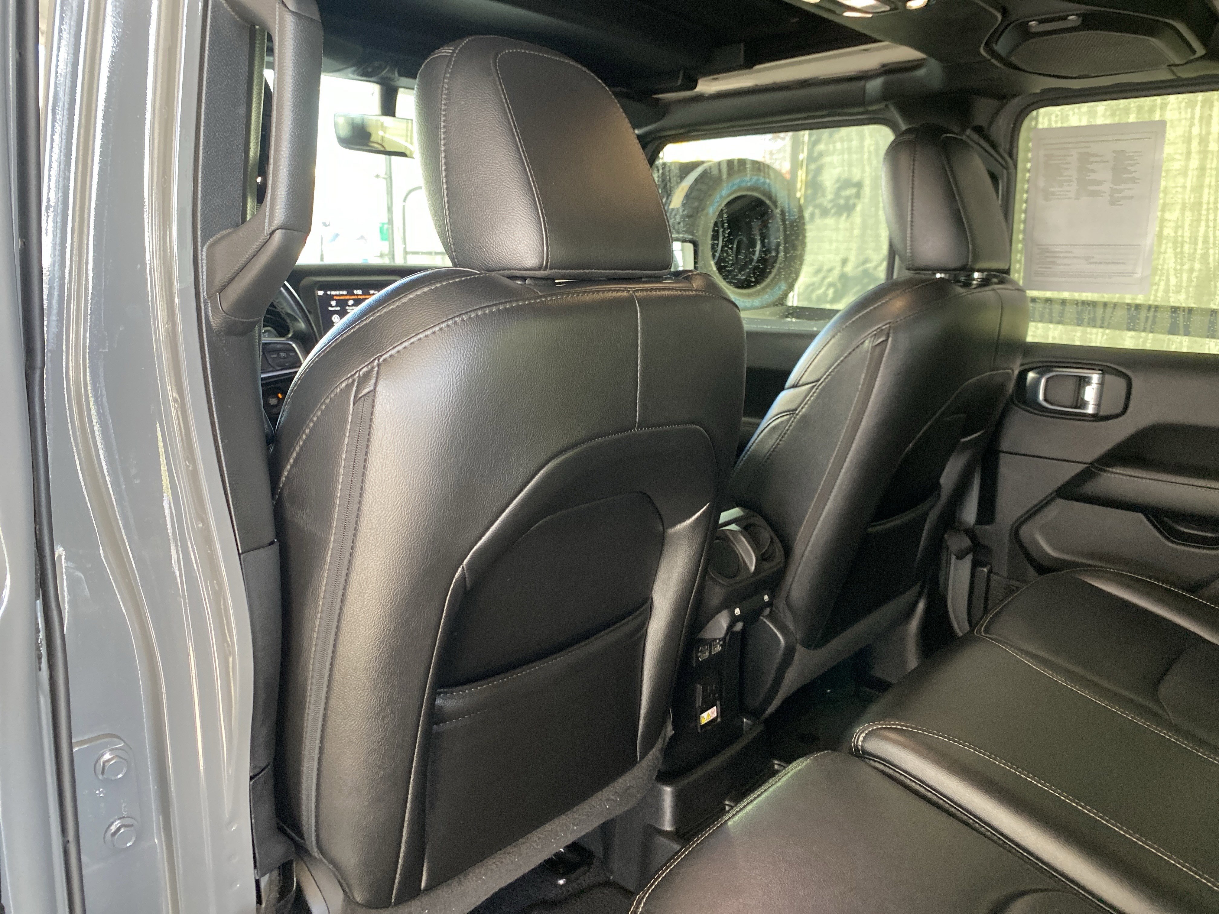 Used 2021 Jeep Wrangler Unlimited Sahara image 19