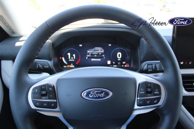 New 2026 Ford Explorer Active w/ Active Comfort Package RWD image 16