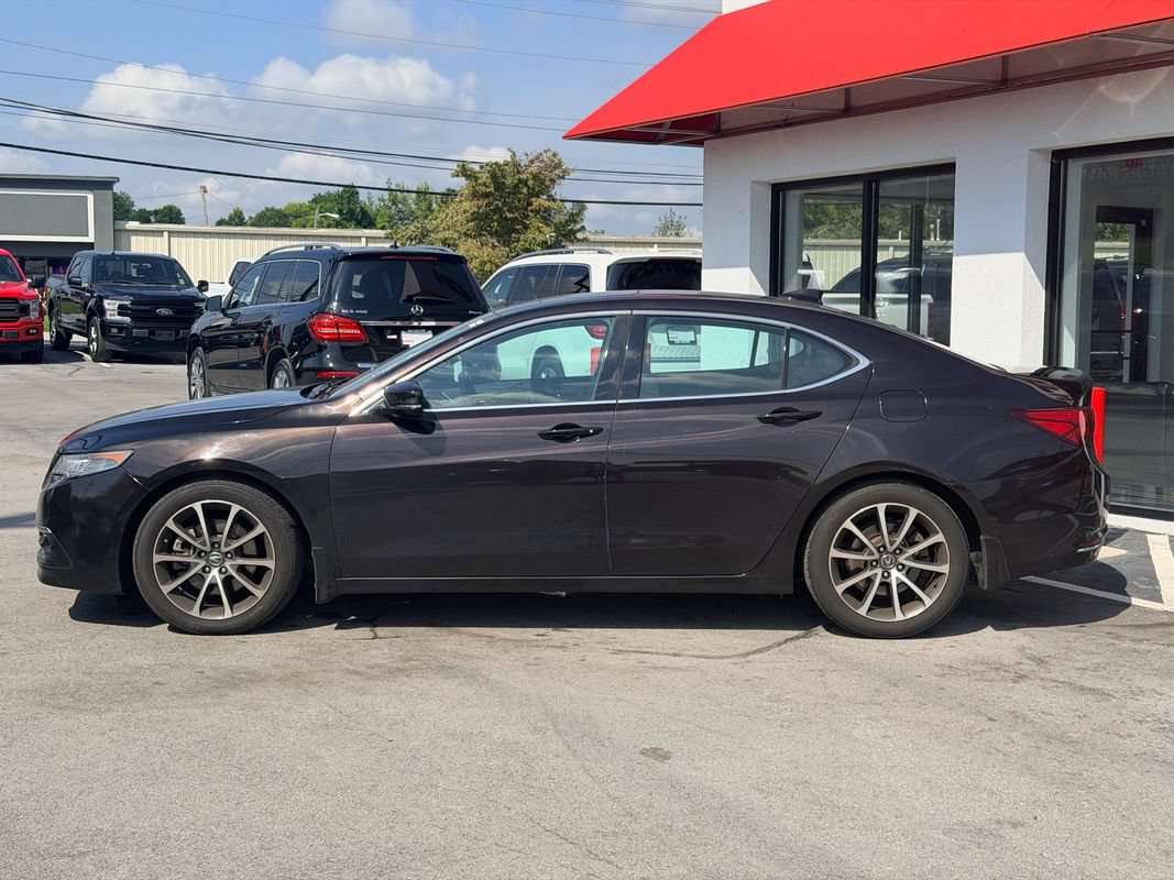 Used 2017 Acura TLX w/ Advance Package FWD image 3