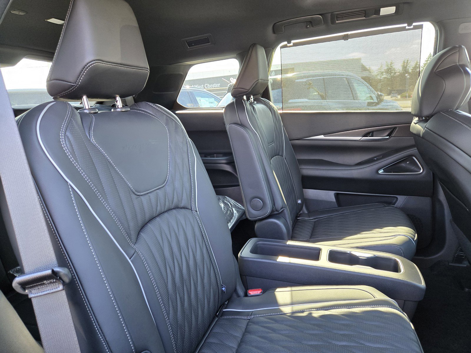 New 2026 INFINITI QX60 Autograph w/ Dark Cargo Package image 11