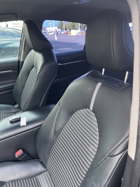 Used 2019 Toyota Camry SE image 11