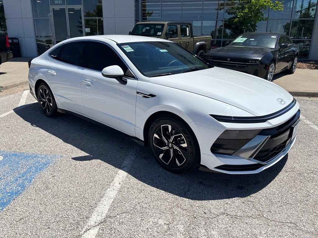 Used 2024 Hyundai Sonata SEL FWD image 31