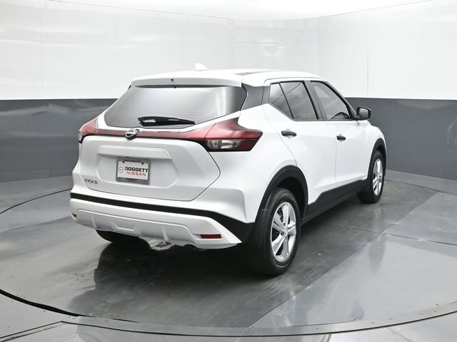 New 2025 Nissan Kicks Play S w/ Interior Electronics Package image 11